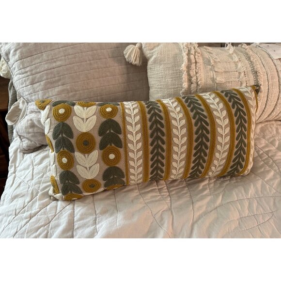 Pier 1 rectangle Pillow 3d Embroidered Leaf Patterns Sofa zipper luxury boho - Picture 1 of 9